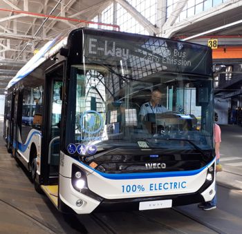 nuovi bus el iveco 2023  ant